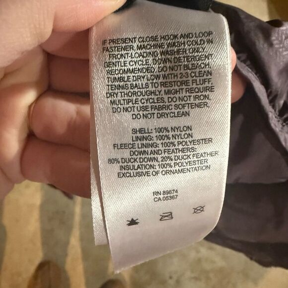 [Mountain Hardwear] Purple Packable Down Jacket - Size Small - Picture 8 of 8